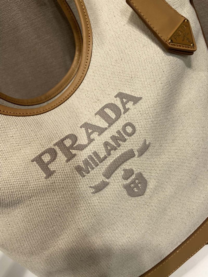 Pra*a tote bags